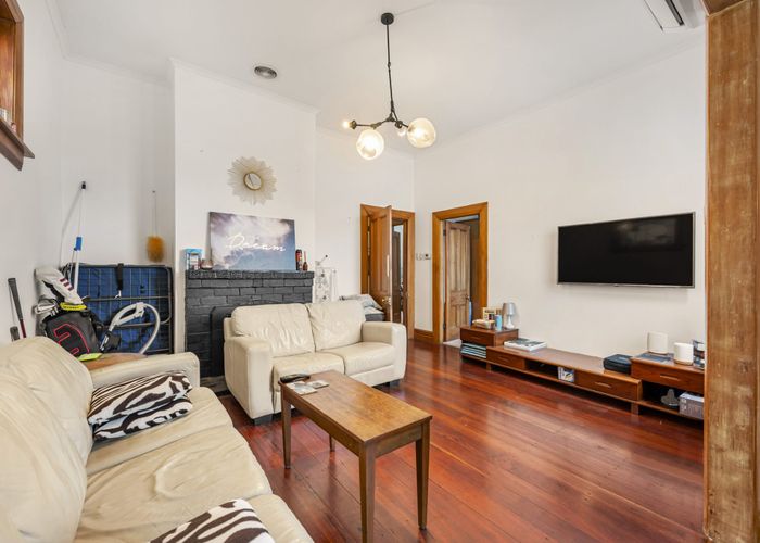  at 129 Grant Road, Thorndon, Wellington