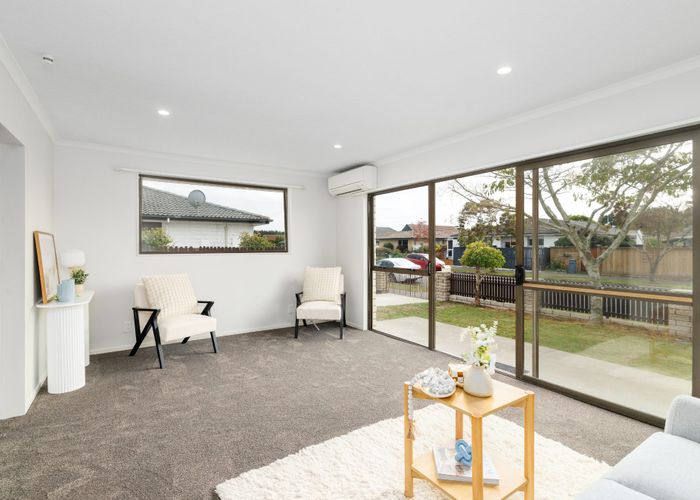  at 1/71 Royal Park Drive, Parklands, Christchurch
