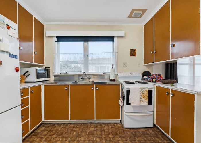  at 88 Stamford Park Road, Mount Roskill, Auckland