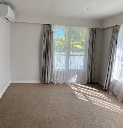  at 194A Pilkington Road, Point England, Auckland
