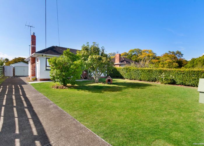  at 52 Matipo Road, Te Atatu Peninsula, Auckland