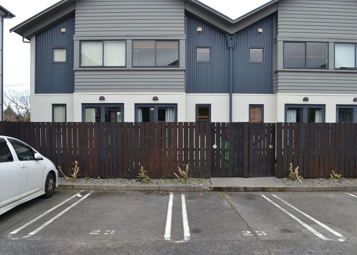  at 23/51 Ireland Road, Mount Wellington, Auckland City, Auckland