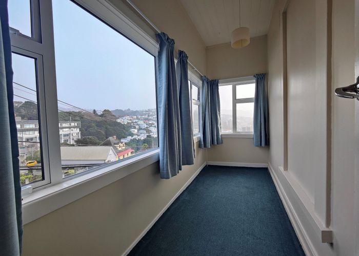  at 71 Nairn Street, Mount Cook, Wellington, Wellington