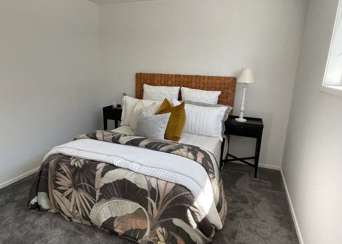  at 24H Yeovil Road, Te Atatu Peninsula, Waitakere City, Auckland