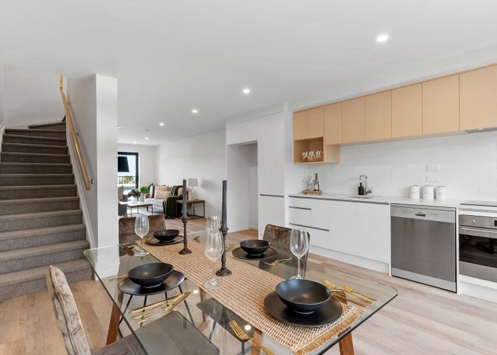  at 25 Warren Avenue, Three Kings, Auckland City, Auckland