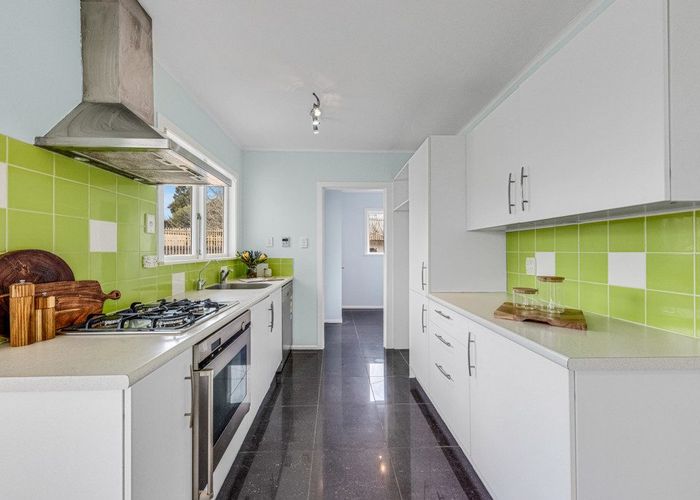  at 5 Japonica Drive, Beach Haven, North Shore City, Auckland