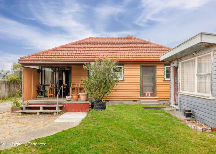  at 36 Bridge Street, New Brighton, Christchurch