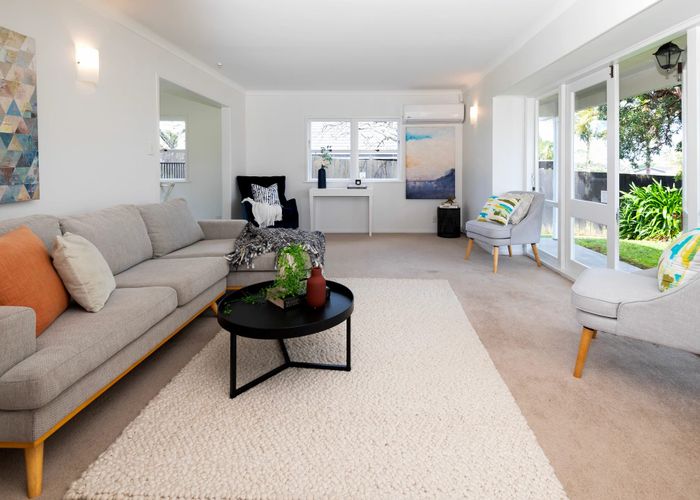  at 82 Prince Regent Drive, Half Moon Bay, Auckland