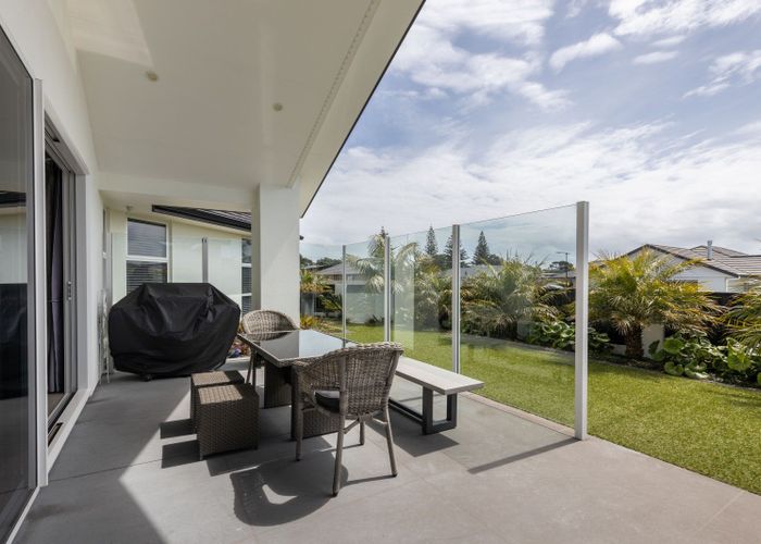  at 1 Oakmont Crescent, Waiwhakaiho, New Plymouth