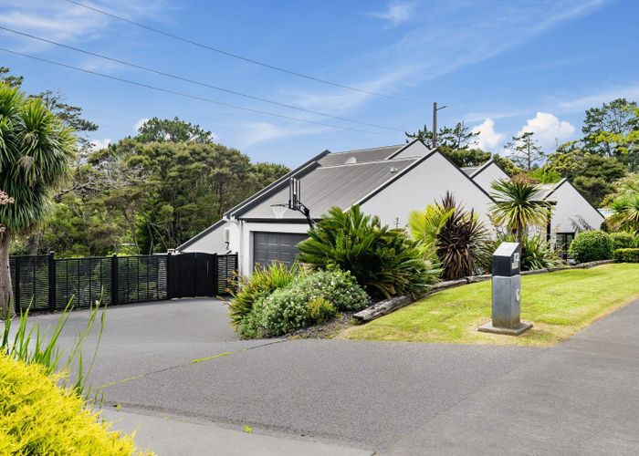  at 102 Te Wharau Drive, Greenhithe, Auckland