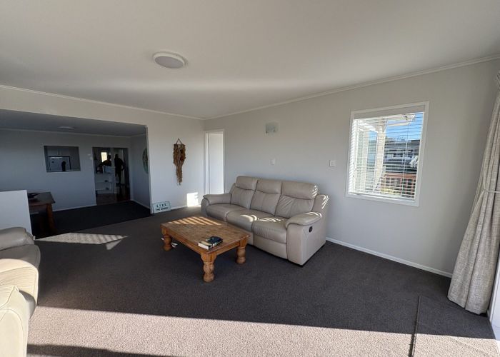  at 5 Sealy Road, Torbay, North Shore City, Auckland