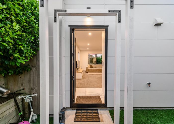  at 52f Vodanovich Road, Te Atatu South, Waitakere City, Auckland