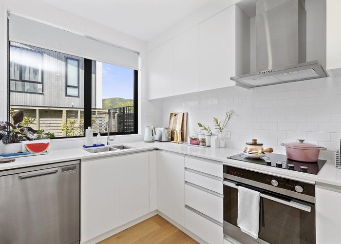  at 6/210 Karori Road, Karori, Wellington
