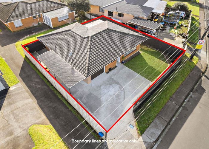  at 1/1 Levesque Street, Birkdale, North Shore City, Auckland