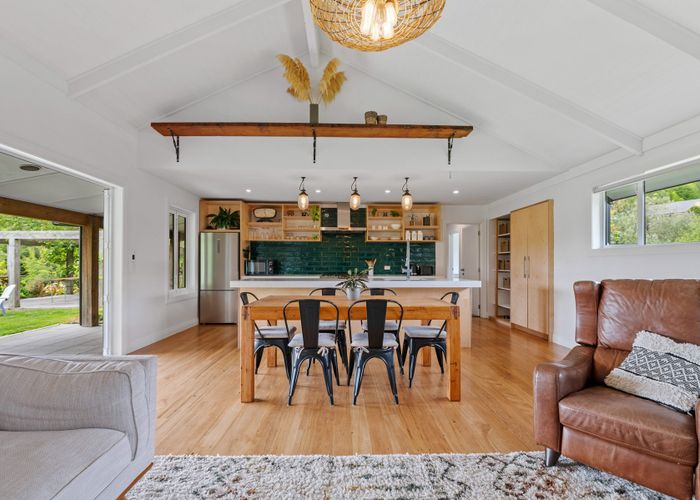  at 4/142 Mapara Road, Acacia Bay, Taupo