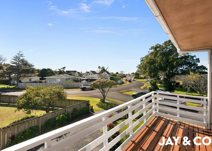  at 26 Challen Close, Conifer Grove, Papakura, Auckland