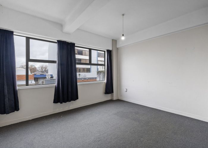  at 2/18 King Street, Papatoetoe, Auckland