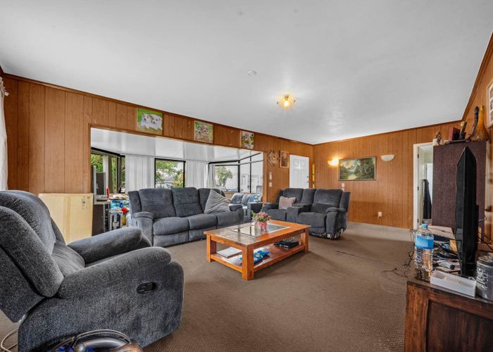  at 9 Brent Place, Manurewa, Manukau City, Auckland