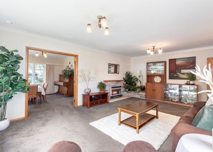  at 44 Kowhai Avenue, Ebdentown, Upper Hutt