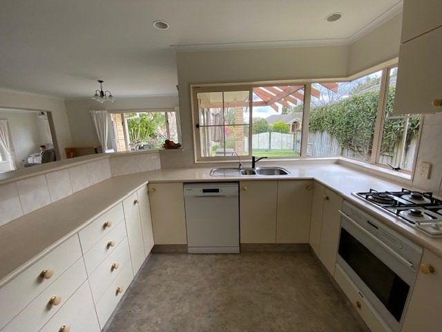  at 4 Knightsbridge Place, Bethlehem, Tauranga