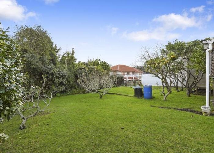  at 3 Matata Street, Blockhouse Bay, Auckland City, Auckland