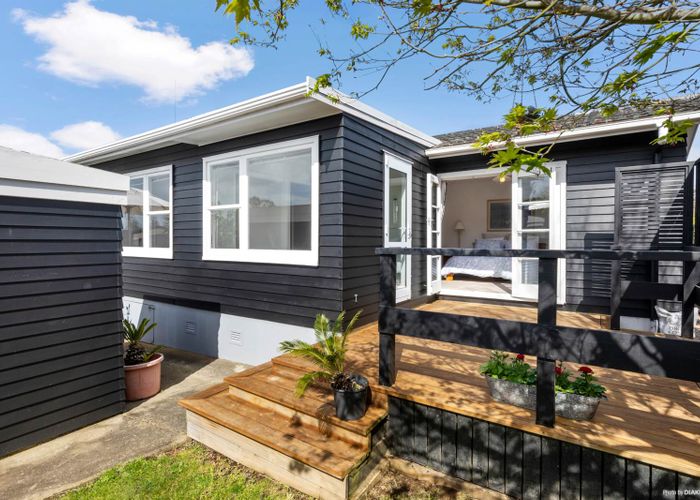  at 41 Wendover Road, Glendowie, Auckland