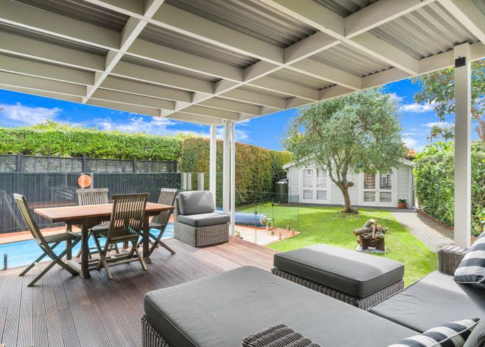  at 2 Ewen Alison Avenue, Devonport, Auckland