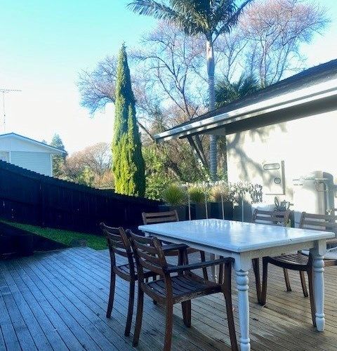  at 1/106 Monarch Avenue, Hillcrest, Auckland