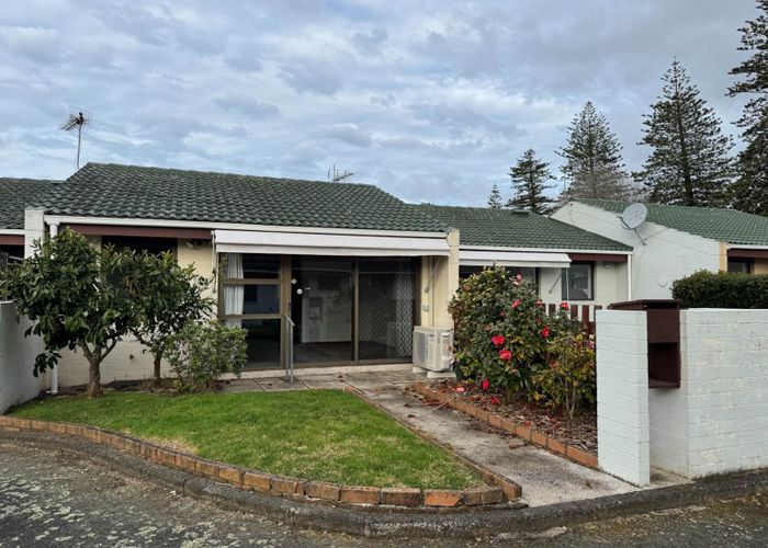  at 2/113 Trafalgar Street, Onehunga, Auckland City, Auckland