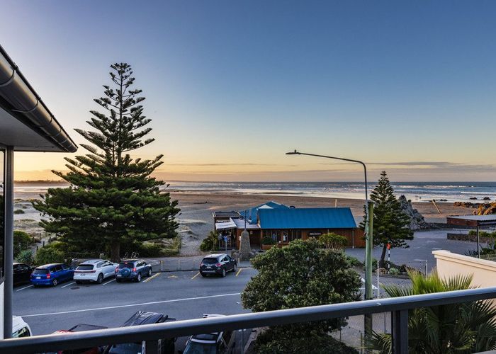 at 6/20 Esplanade, Sumner, Christchurch City, Canterbury