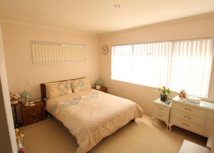  at 9/72 Swanson Road, Henderson, Auckland