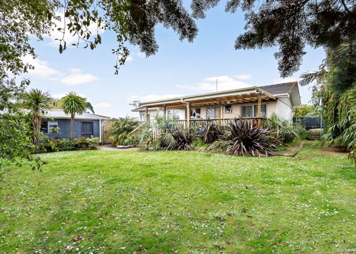  at 23 Pulman Place, Clover Park, Auckland