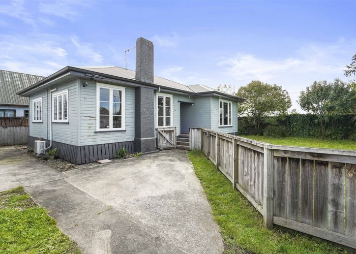  at 417 Dey Street, Hamilton East, Hamilton