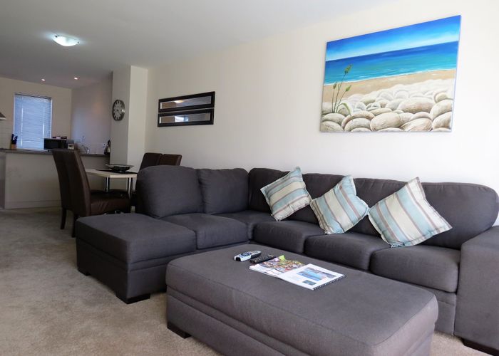  at 2/25 Opito Way, East Tamaki, Auckland