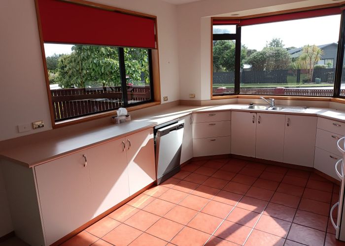  at 8 Archer Place, Carters Beach, Westport