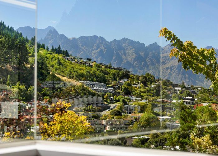  at 8B Reavers Lane, Queenstown, Queenstown