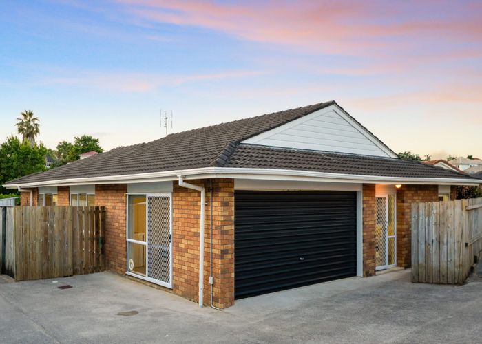  at 4/15 Edendale Road, Somerville, Manukau