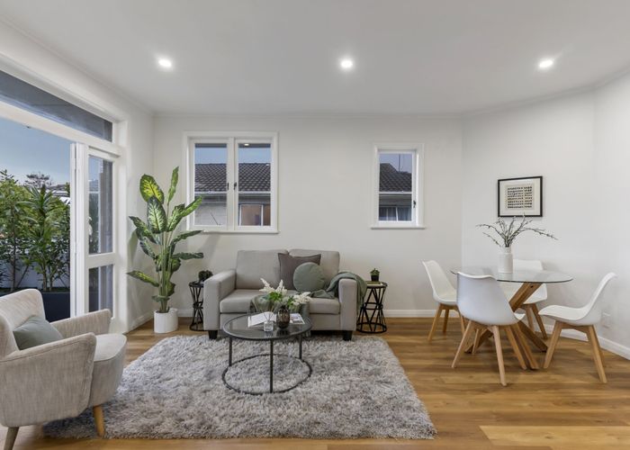  at 1/45 Pupuke Road, Birkenhead, Auckland