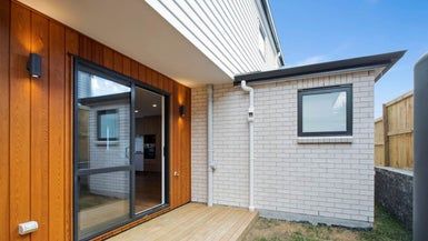  at 16A Marlowe Road, Blockhouse Bay, Auckland