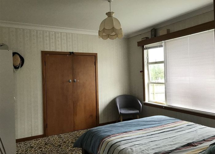  at 3 Fickling Ave, Mount Roskill, Auckland City, Auckland