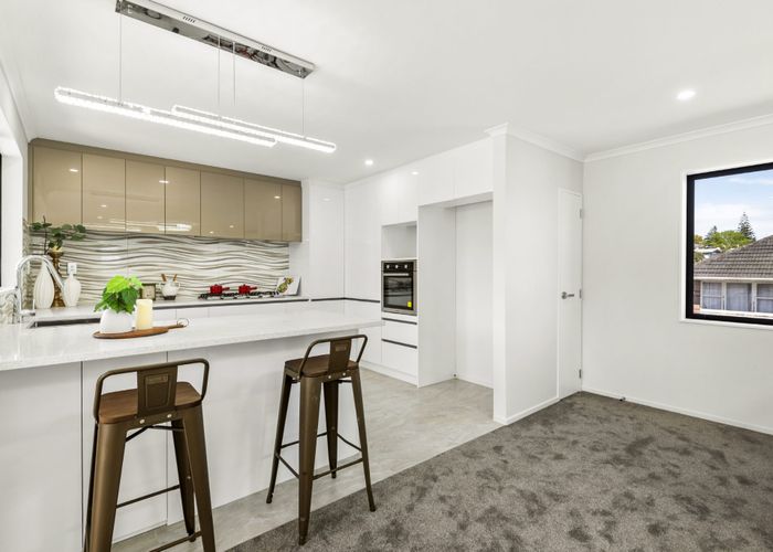  at 1/99 Tiverton Road, New Windsor, Auckland City, Auckland