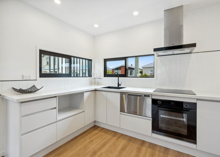  at 1 Thorn Street, Caversham, Dunedin