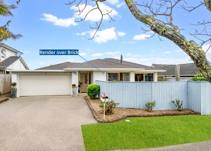  at 6 Skilling Place, Farm Cove, Manukau City, Auckland