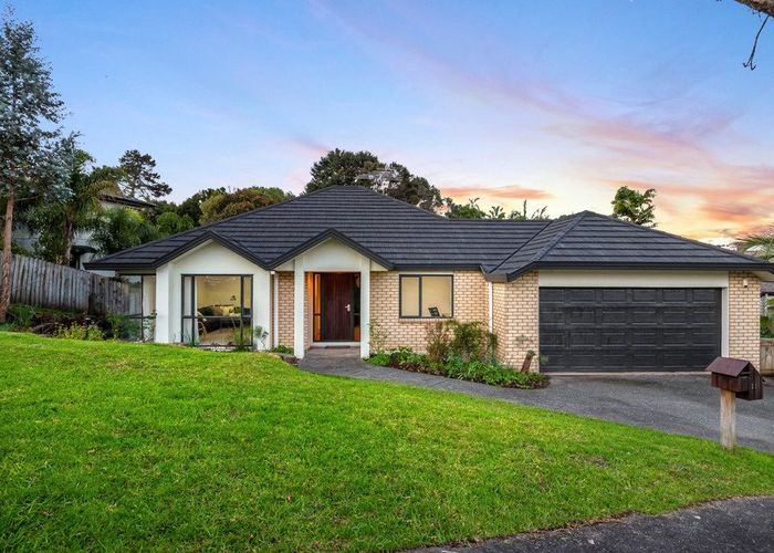  at 11 Nottingham Place, Northcross, North Shore City, Auckland