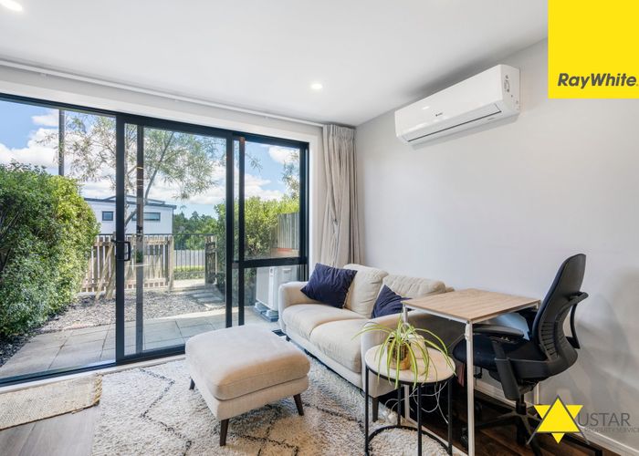  at 8 Tokai Place, Glen Eden, Waitakere City, Auckland