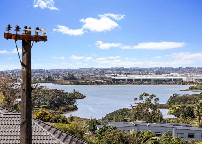  at 60 Hillside Road, Mount Wellington, Auckland City, Auckland