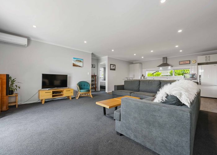  at 1145A Heaphy Terrace, Fairfield, Hamilton