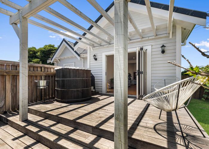  at 8 Wilson Road, Awamoko