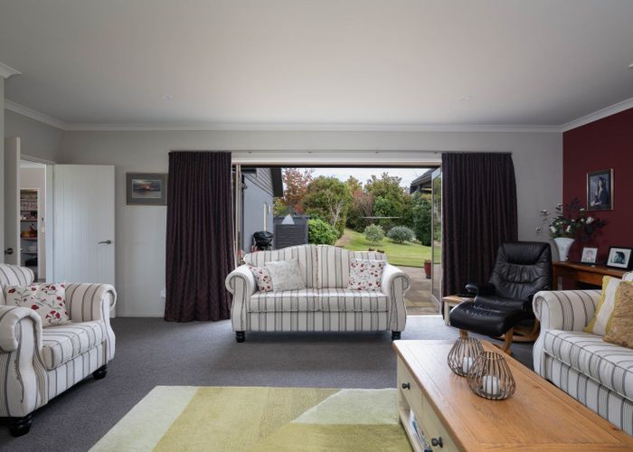  at 63 Loch Views Road, Acacia Bay, Taupo, Waikato