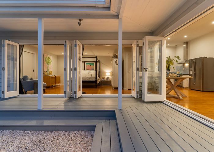  at 24 Russell Street, Stanley Point, Auckland